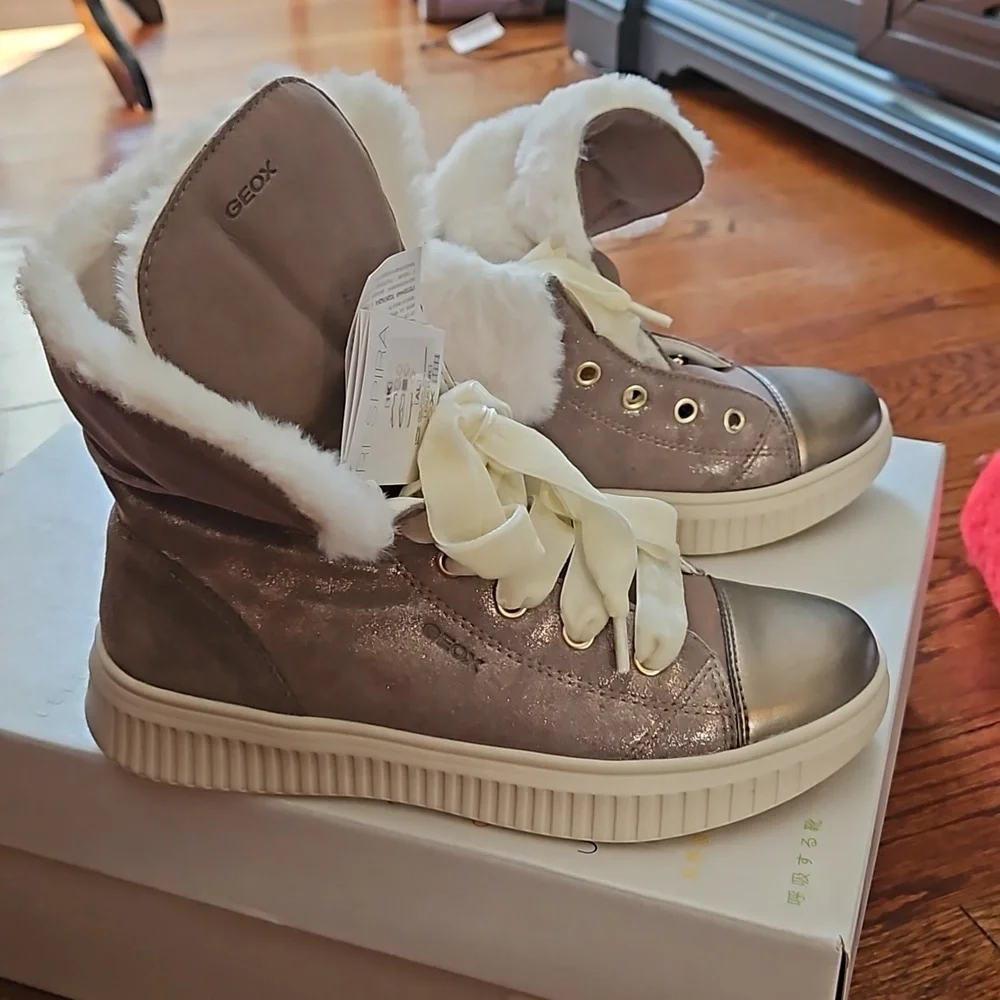 Brand new Geox Discomix booties size 35 eu